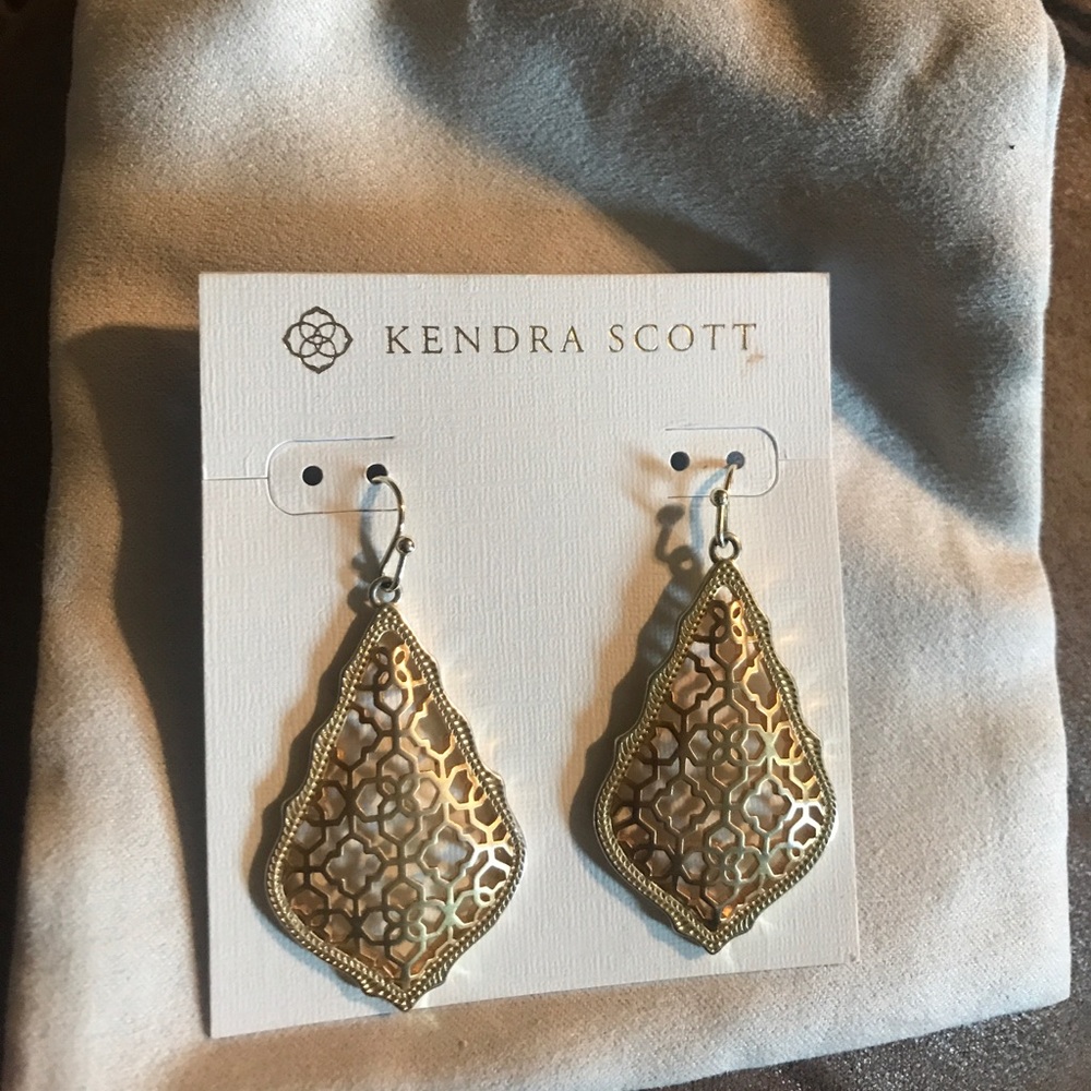 Brand new Kendra Scott earrings